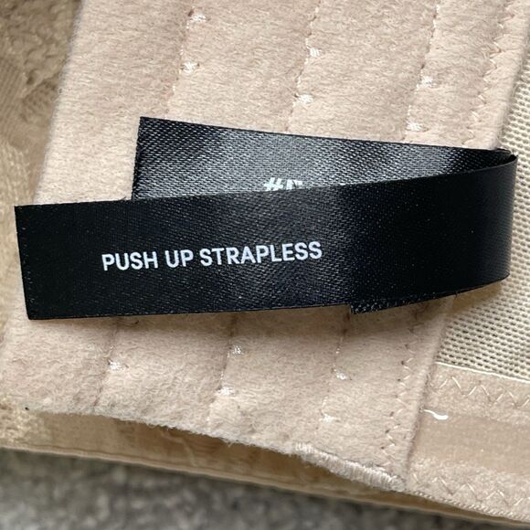 Torrid Push Up Strapless Bra 38C Beige Adjustable Back Closure Padded Underwire - Picture 12 of 14